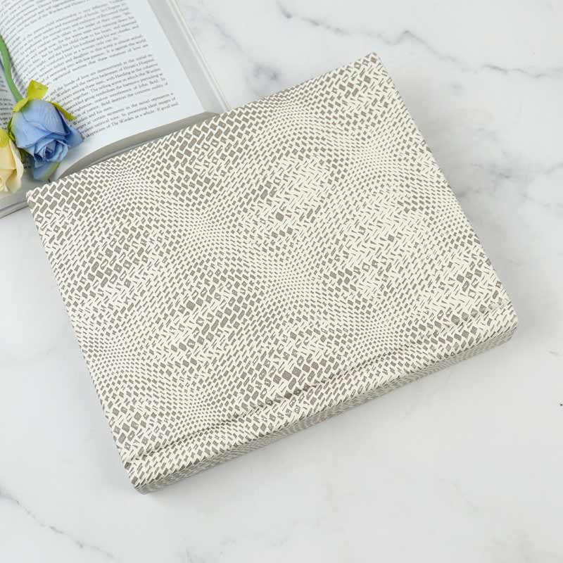 آلبوم عکس طرح پوست ماری کرم طوسی 16*21 سانتی متر - Image 3