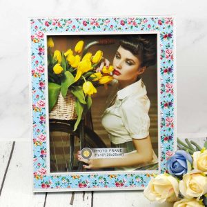 قاب عکس دور گل دار 20*25 سانتی متر_69335f47f158e.jpeg قاب عکس دور گل دار 20*25 سانتی متر