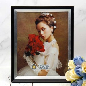 قاب عکس مشکی نوار نقره ای 20*25 سانتی متر_69335f116ae64.jpeg قاب عکس مشکی نوار نقره ای 20*25 سانتی متر