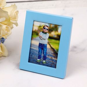 قاب عکس مگنتی آبی 10*7 سانتی متر_693365abc4c99.jpeg قاب عکس مگنتی آبی 10*7 سانتی متر