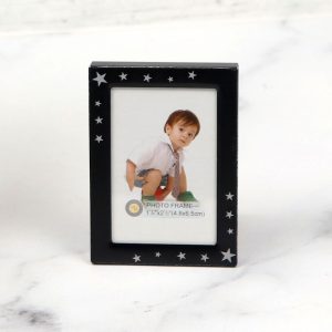 قاب عکس مگنتی طرح ستاره مشکی 6*4 سانتی متر_6933664723d70.jpeg قاب عکس مگنتی طرح ستاره مشکی 6*4 سانتی متر