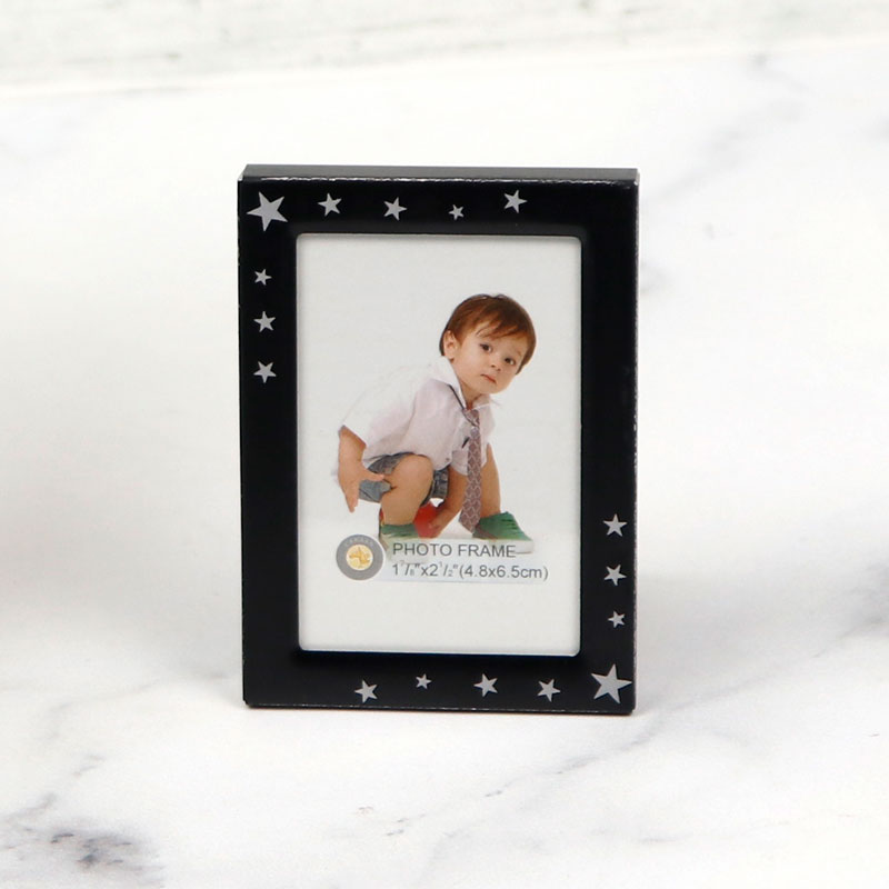 قاب عکس مگنتی طرح ستاره مشکی 6*4 سانتی متر